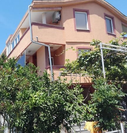 Apartments Vila Fata 乌尔齐尼 外观 照片